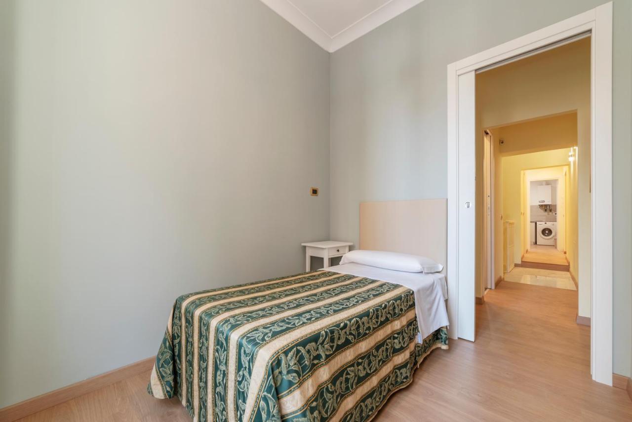 Termini Station Elegant And Roomy Apartment Rom Exterior foto
