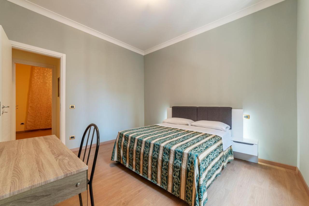 Termini Station Elegant And Roomy Apartment Rom Exterior foto